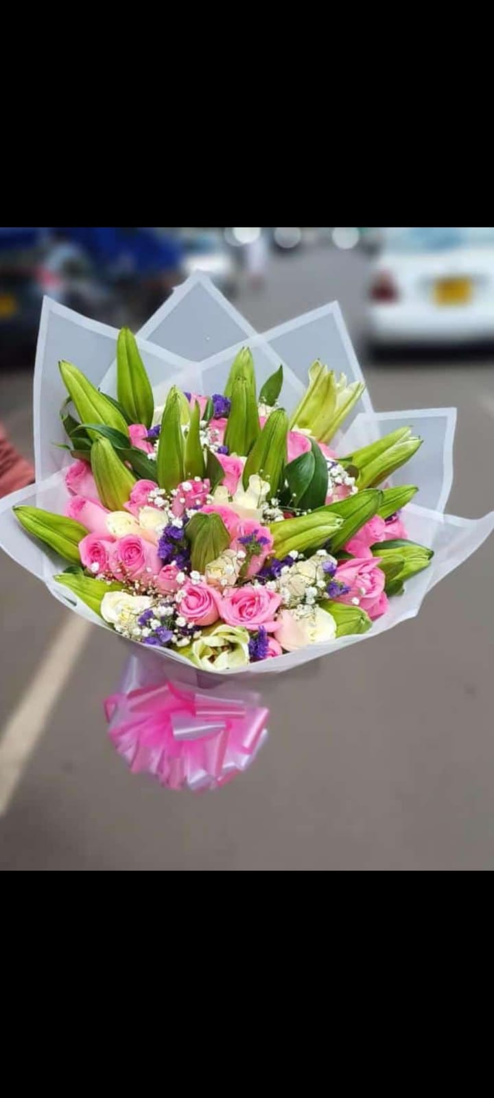 Oriental lilies bouquet