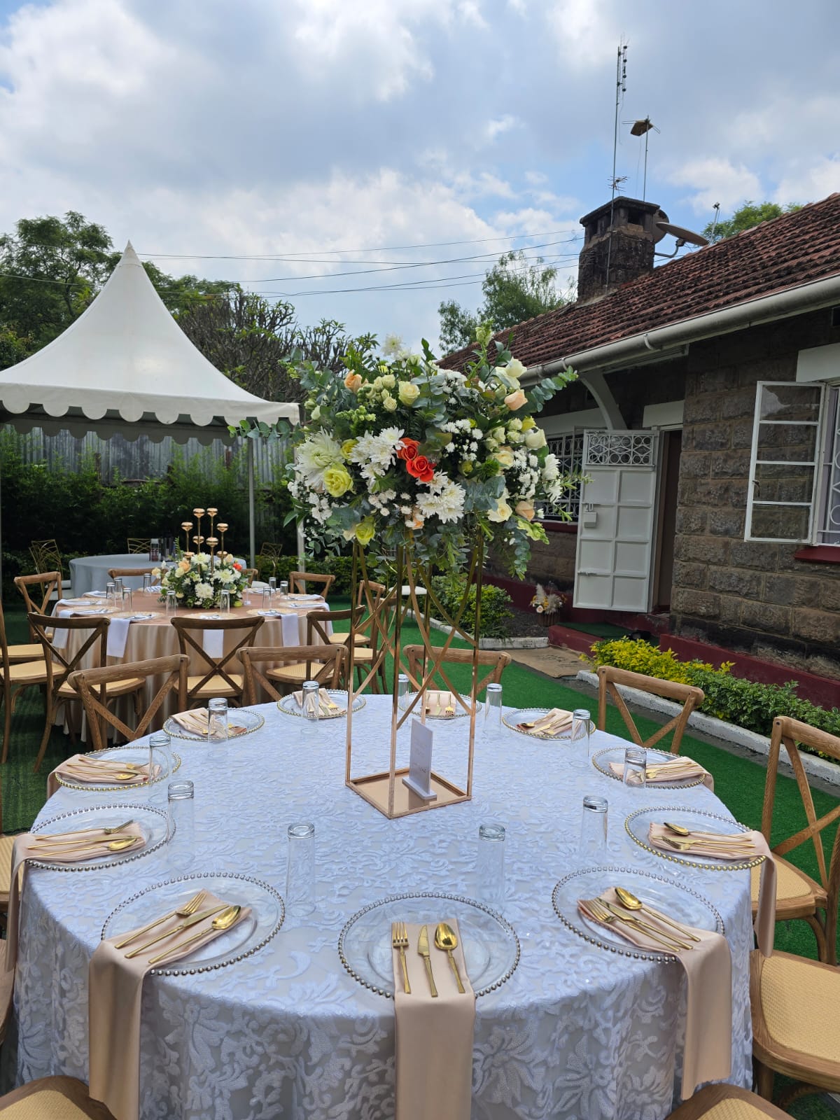 Luxurious wedding flower